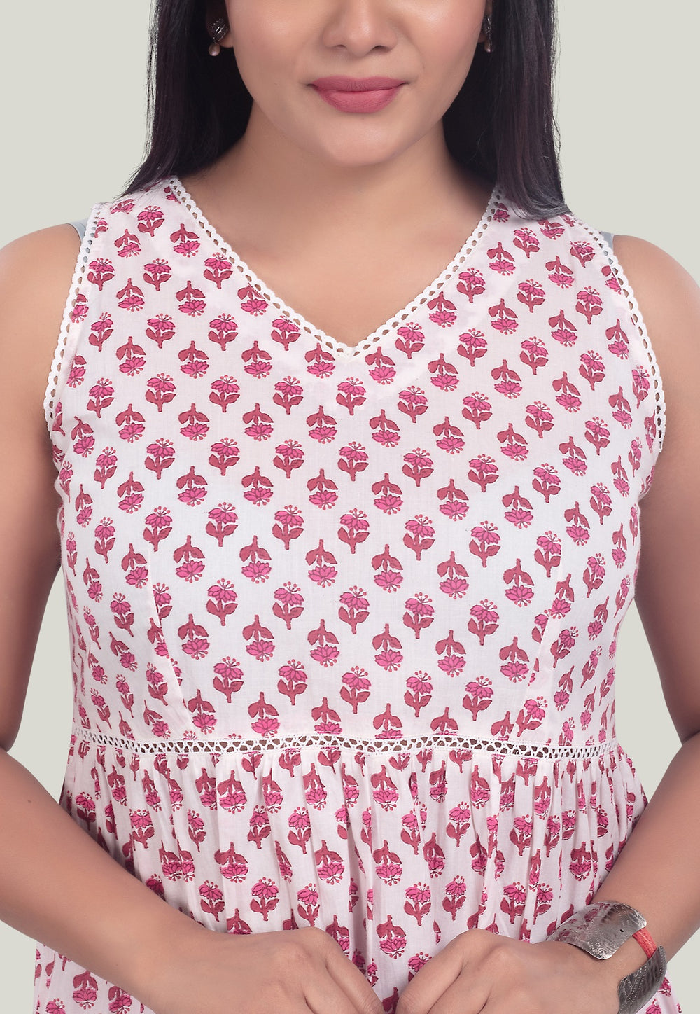 Off White & Pink Jaipuri Cotton Printed Flared Sleeveless Kurta