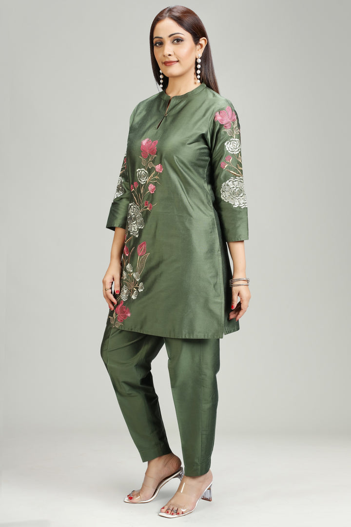 Mehndi Green PolySilk Straight Embroidered Kurta Pant Co ord Set