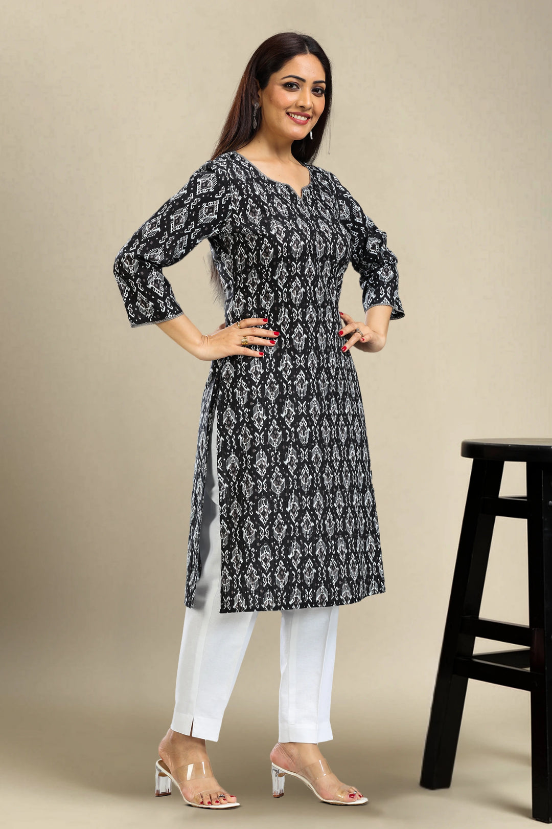 Black Cotton Straight Printed Kurta