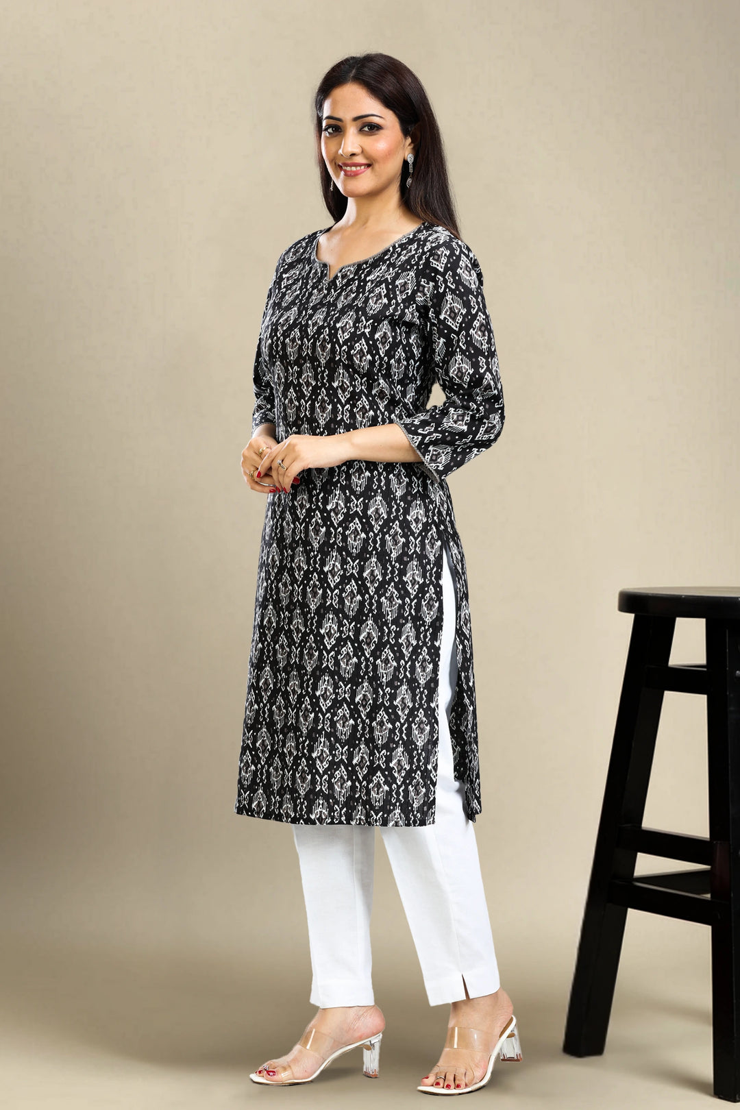 Black Cotton Straight Printed Kurta