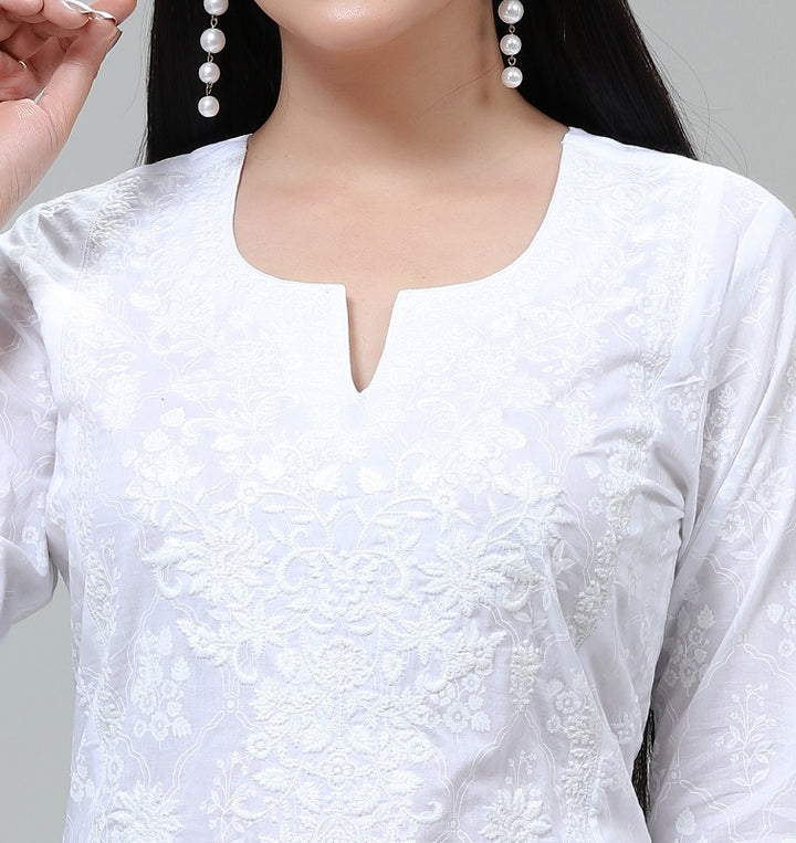 White Cotton Straight Embroidered Kurta