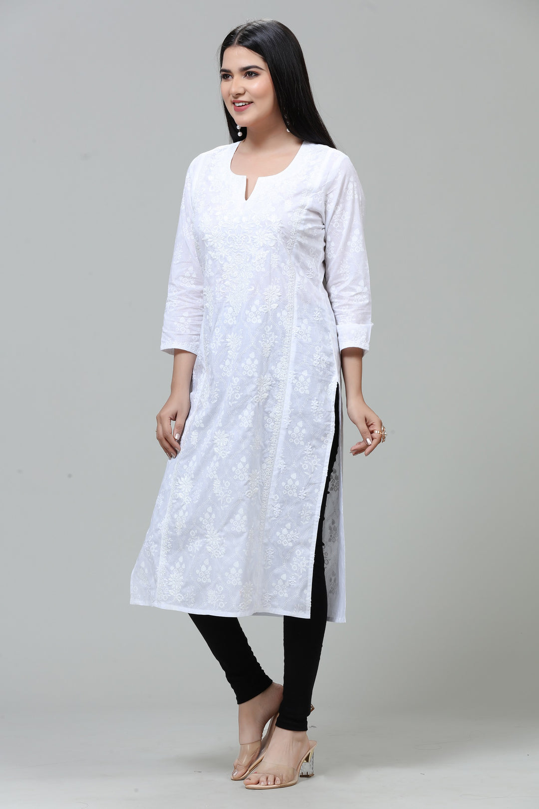 White Cotton Straight Embroidered Kurta