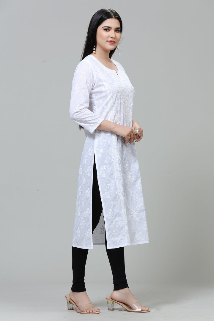 White Cotton Straight Embroidered Kurta