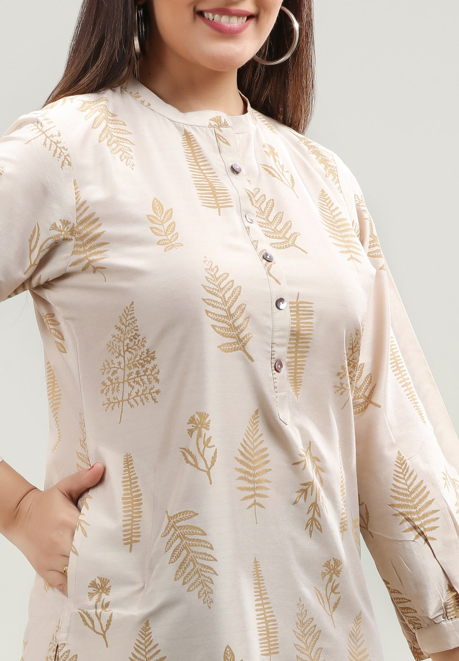 Off White PolySIlk Straight Printed Kurta