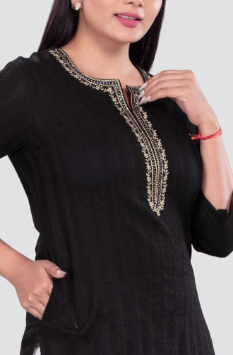 Black Cotton Straight Embroidered Kurta