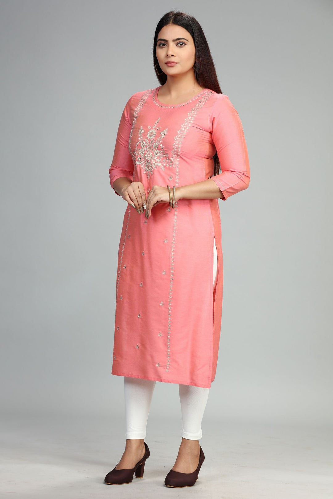 Light Peach Cotton Silk Straight Embroidered Kurta