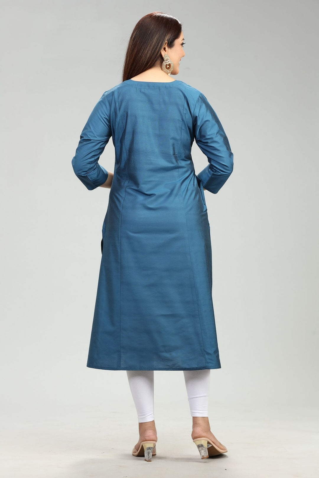 Blue Cotton Silk Straight Embroidered Kurta