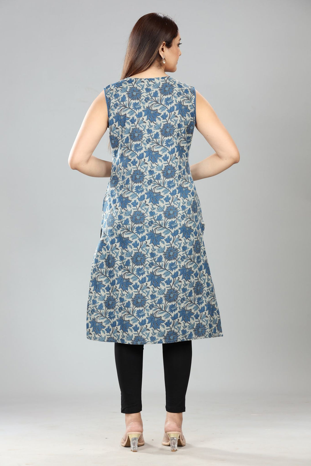 Navy Blue Cotton Sleeveless Printed Straight Kurti for women