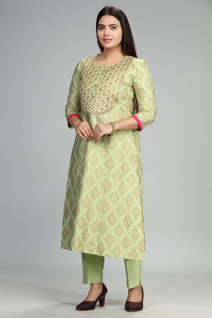 Green Cotton Silk Embroidered Kurta Pant Co ord Set