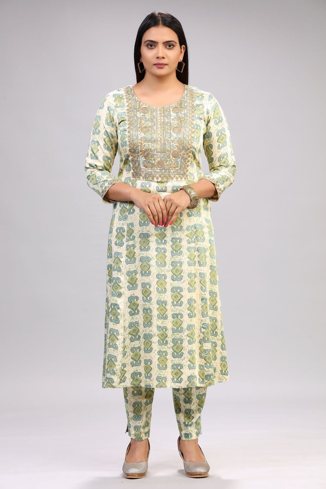 Bhakti Cream & Green Cotton Kurta With Pant Set