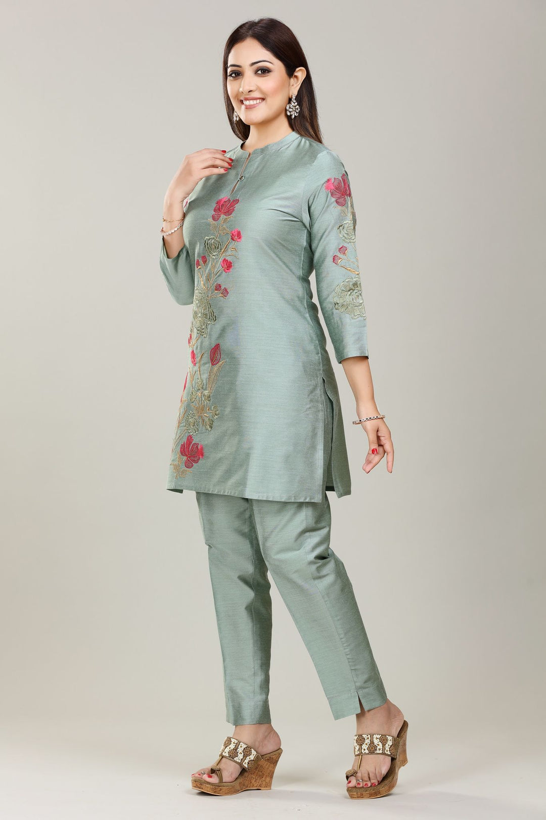 Pastel Pistachio Cotton Silk Straight Embroidered Kurta Pant Co ord Set