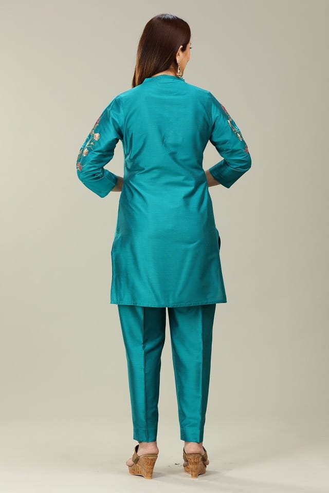 Teal Cotton Silk Straight Embroidered Kurta Pant Co ord Set