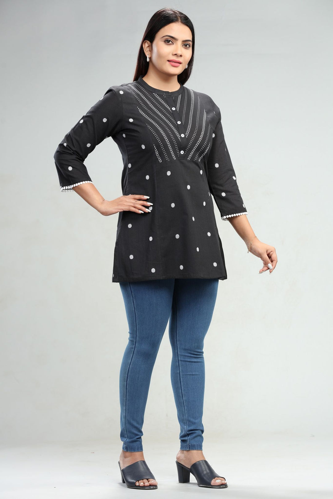 Heena Black Cotton Short Kurtis