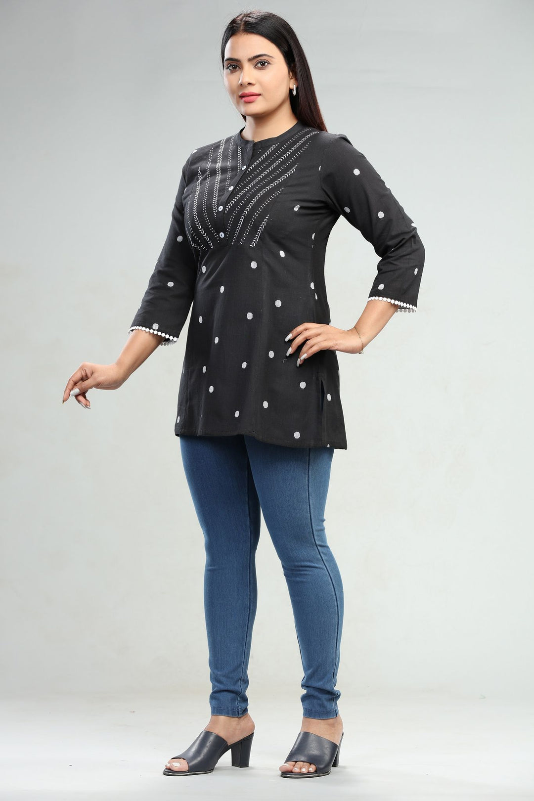 Heena Black Cotton Short Kurtis