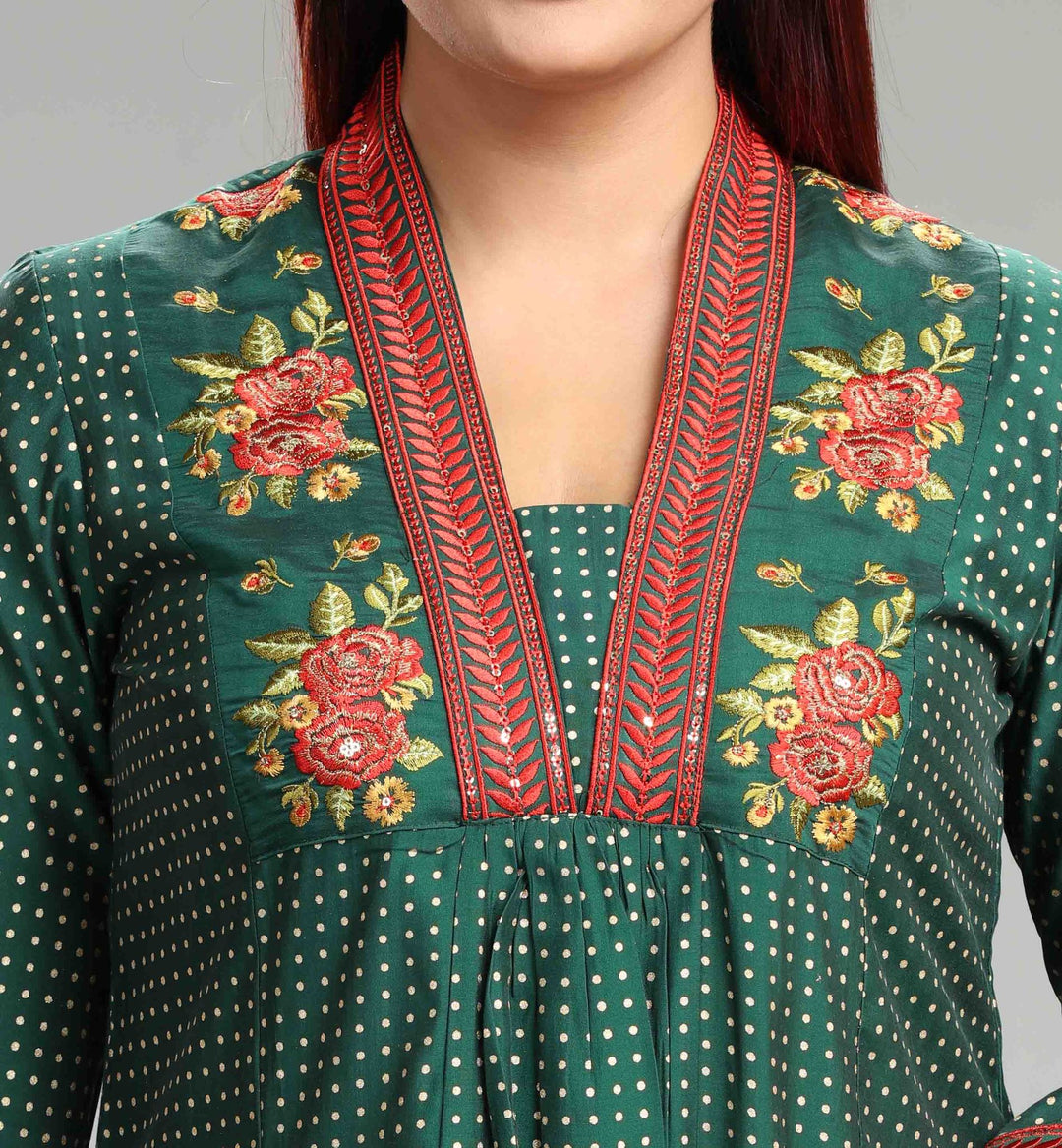 Green Cotton Silk Embroidered Kurta Pant Suit Set