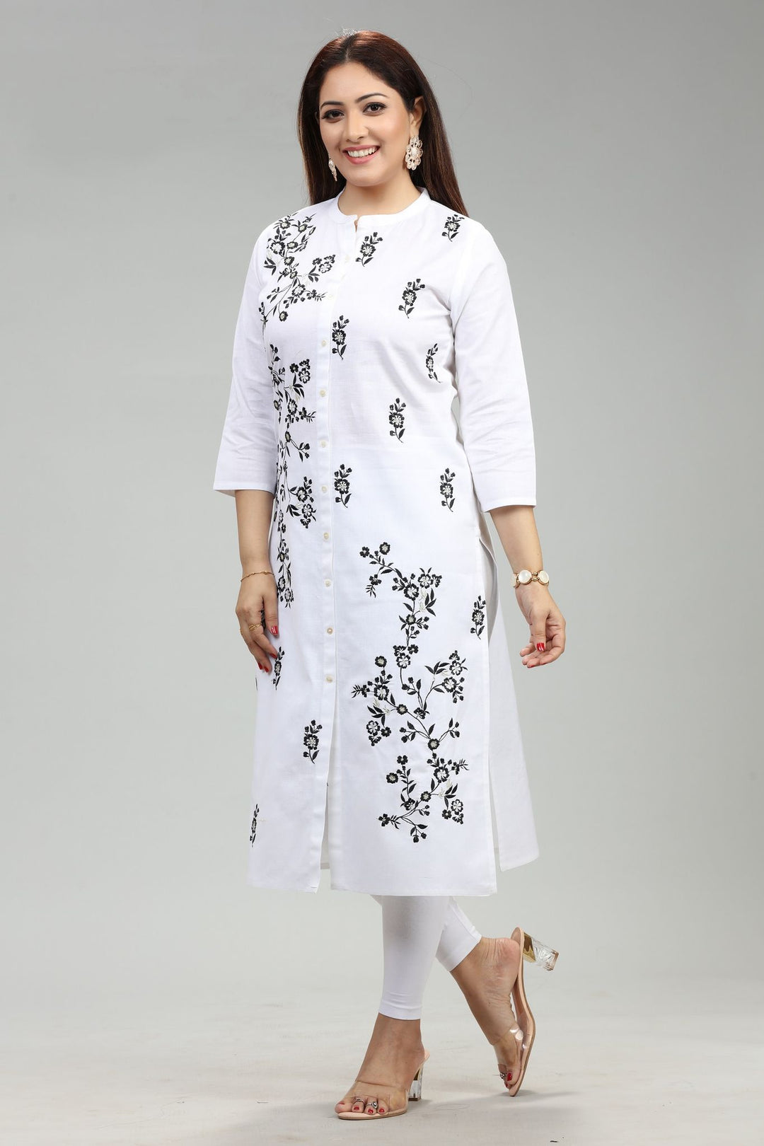 White Cotton Straight Embroidered Kurta