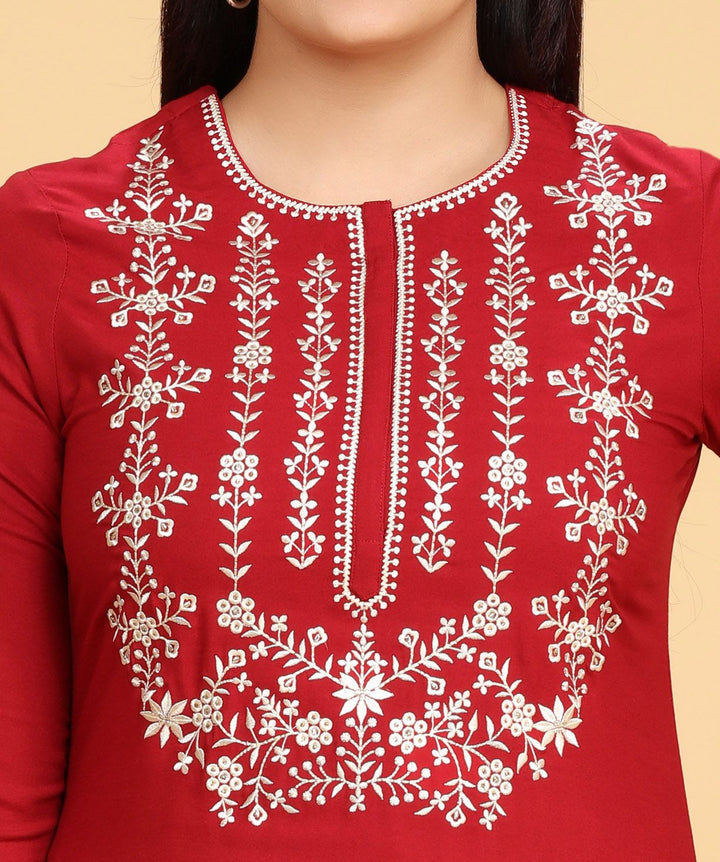 Rabia Maroon Embroidered Rayon Kurta With Pant Set