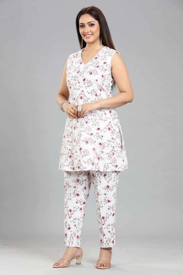 Off White & Pink Cotton Printed Kurta pant Co ord Set