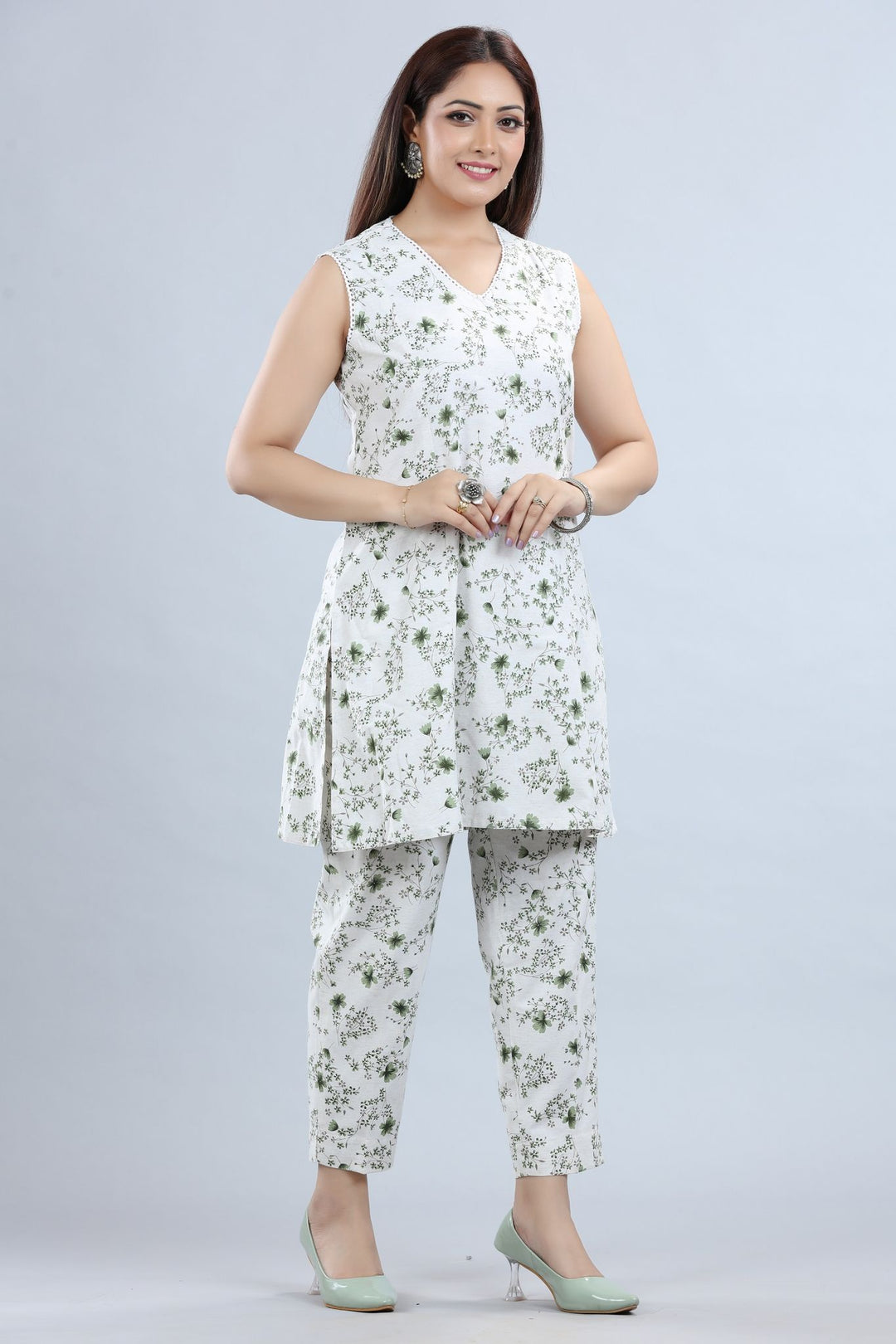 Off White & Green Cotton Printed Kurta Pant Co ord Set