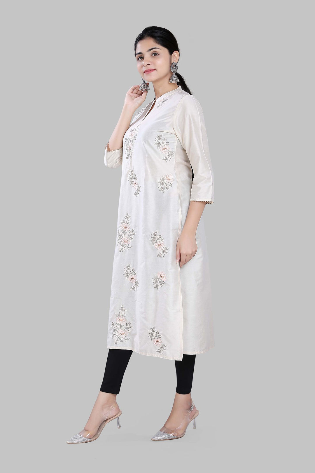 Shahida Cream Cotton Silk Straight Kurtis