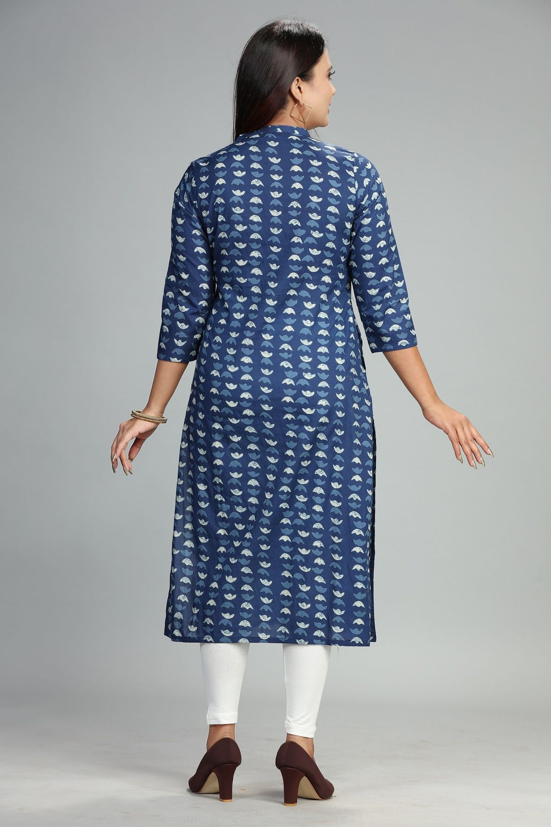 Aaloka Blue Cotton Printed Straight Kurta