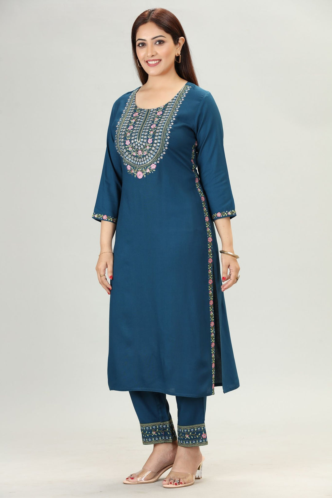 Zivah Navy Blue Embroidered Kurta & Pant Set